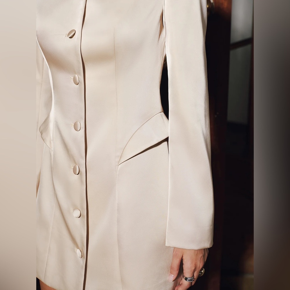 Commense Button-Front Satin Mini Blazer Dress NWT - image 4